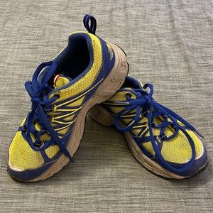 Boys North Face running shoes size 1